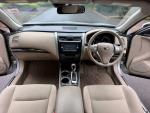 nissan_teana_interior.jpg