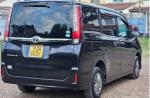 toyota_noah_black.jpg